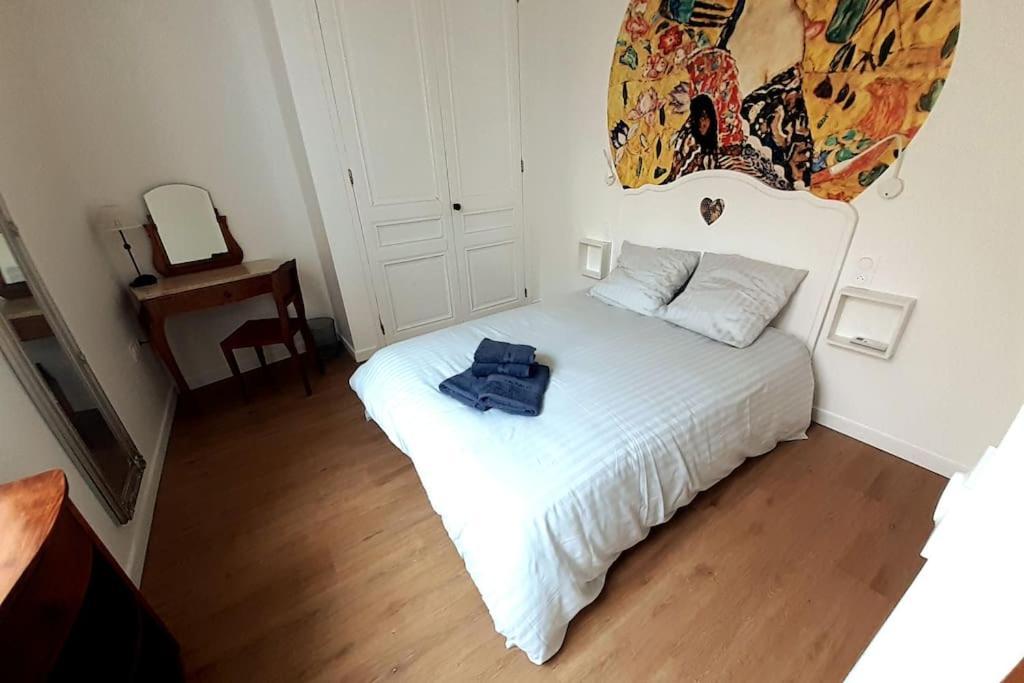 Classe 4 Etoiles - Cybele - Centre Ville 2 Chambres, Cour Privative Et Garage Vienne  Exterior foto
